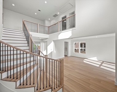 1115 Penny Ranch Lane - Photo Thumbnail 6