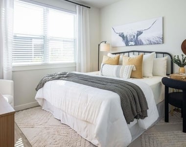1505 Oliver Street - Photo Thumbnail 12