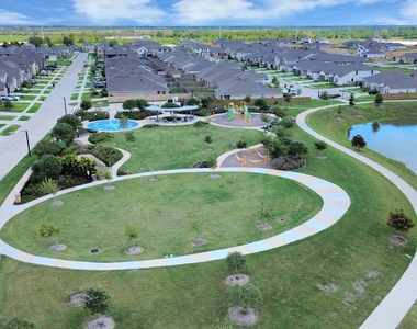 1631 Windrose Bend - Photo Thumbnail 3