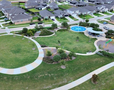 1631 Windrose Bend - Photo Thumbnail 4