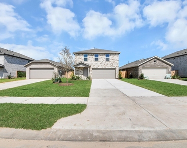 1631 Windrose Bend - Photo Thumbnail 1