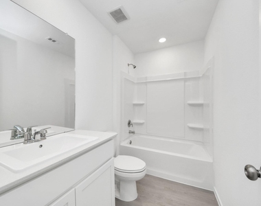 1631 Windrose Bend - Photo Thumbnail 32