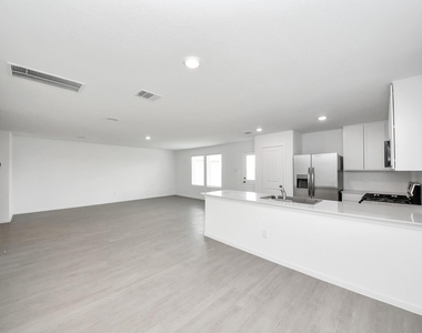 1631 Windrose Bend - Photo Thumbnail 11
