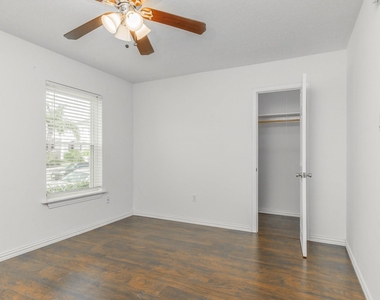 600 19th Street - Photo Thumbnail 14