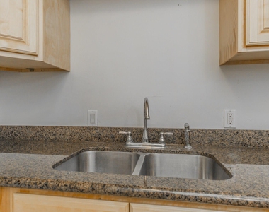 600 19th Street - Photo Thumbnail 8