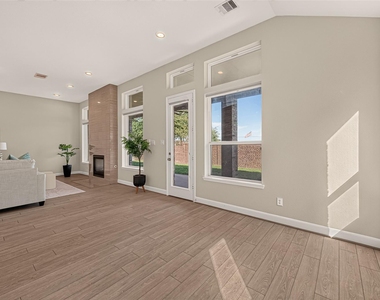 28314 Peralta Preserve Lane - Photo Thumbnail 12