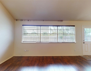 19522 Franz Road - Photo Thumbnail 9