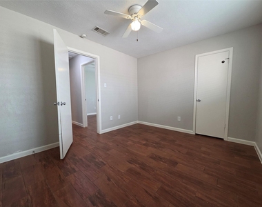 5723 Flax Bourton Street - Photo Thumbnail 16