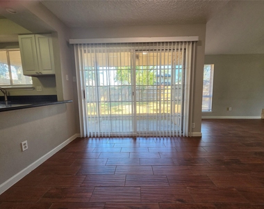 5723 Flax Bourton Street - Photo Thumbnail 7