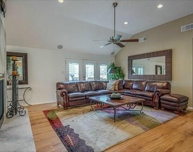 8 Buttonbush Court - Photo Thumbnail 17