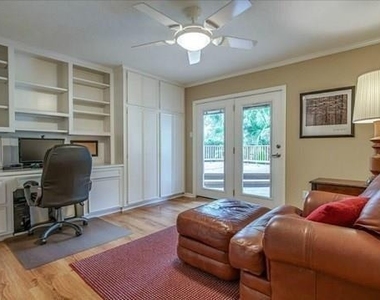 8 Buttonbush Court - Photo Thumbnail 21