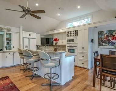 8 Buttonbush Court - Photo Thumbnail 7