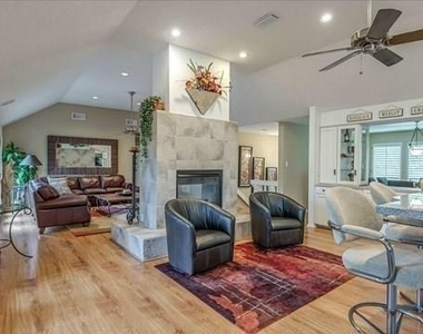 8 Buttonbush Court - Photo Thumbnail 12
