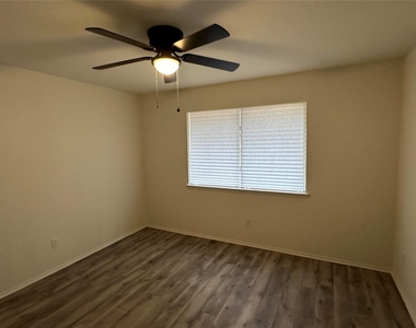 69 N Deerfoot Circle - Photo Thumbnail 19