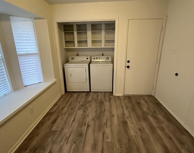 69 N Deerfoot Circle - Photo Thumbnail 9