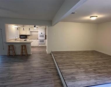 69 N Deerfoot Circle - Photo Thumbnail 3
