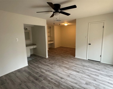69 N Deerfoot Circle - Photo Thumbnail 17