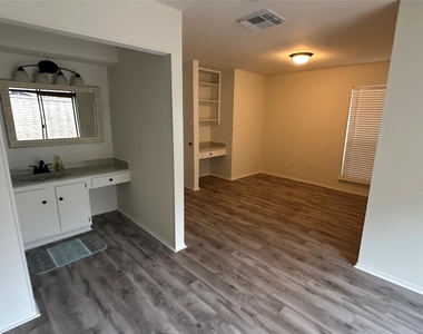 69 N Deerfoot Circle - Photo Thumbnail 16