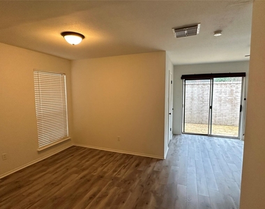 69 N Deerfoot Circle - Photo Thumbnail 13