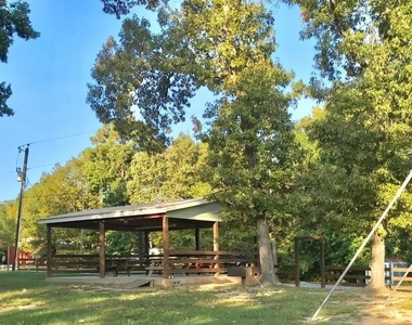 380 Antigua Drive - Photo Thumbnail 32