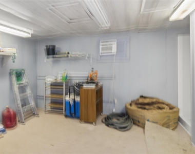 380 Antigua Drive - Photo Thumbnail 26