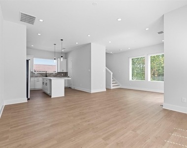 1406 Cedar Post Lane - Photo Thumbnail 7