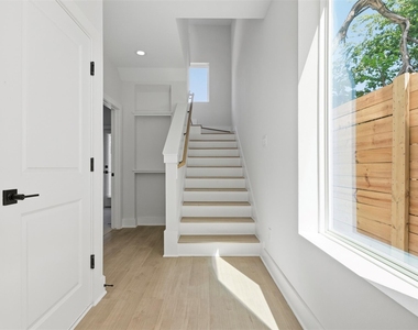 1406 Cedar Post Lane - Photo Thumbnail 3