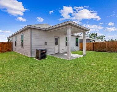 16446 Honeysuckle Hill Drive - Photo Thumbnail 1
