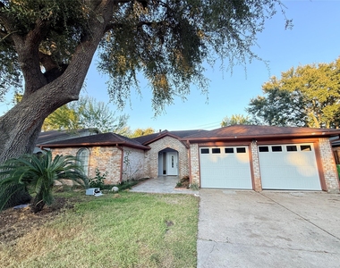 15331 Silverman Street - Photo Thumbnail 21