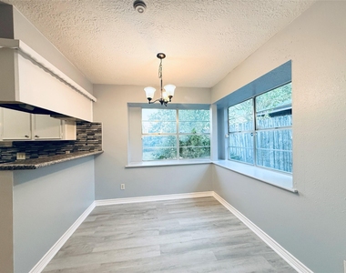 15331 Silverman Street - Photo Thumbnail 2