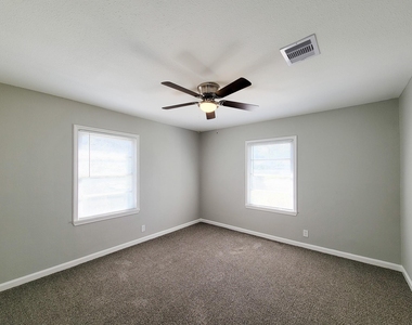 3923 Zephyr Street - Photo Thumbnail 23