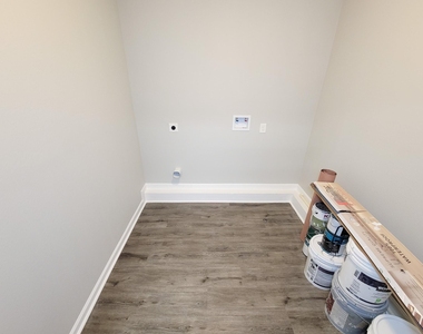 3923 Zephyr Street - Photo Thumbnail 15