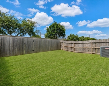17021 Wilthorne Gardens Court - Photo Thumbnail 35