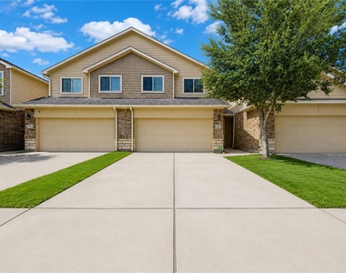 17021 Wilthorne Gardens Court - Photo Thumbnail 37