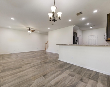 17021 Wilthorne Gardens Court - Photo Thumbnail 6