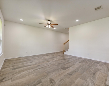 17021 Wilthorne Gardens Court - Photo Thumbnail 30