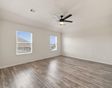 3307 Lake Como Court - Photo Thumbnail 17