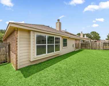 11010 Starling Creek Drive - Photo Thumbnail 36