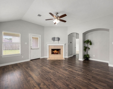 11010 Starling Creek Drive - Photo Thumbnail 20