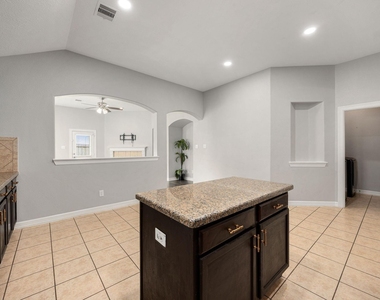 11010 Starling Creek Drive - Photo Thumbnail 16