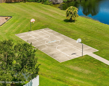 2067 Deercroft Drive - Photo Thumbnail 35