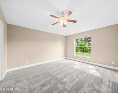 2067 Deercroft Drive - Photo Thumbnail 13