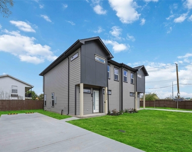 7555 Calhoun Street - Photo Thumbnail 4