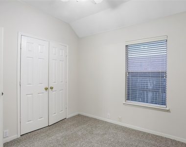 1343 Summer Terrace Drive - Photo Thumbnail 24