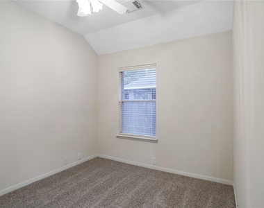 1343 Summer Terrace Drive - Photo Thumbnail 26