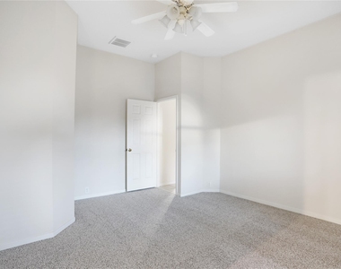 1343 Summer Terrace Drive - Photo Thumbnail 16