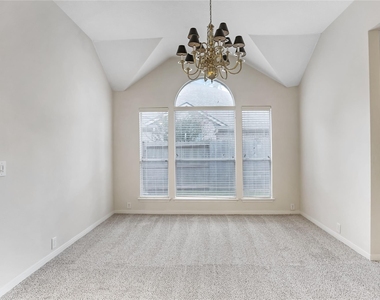 1343 Summer Terrace Drive - Photo Thumbnail 12