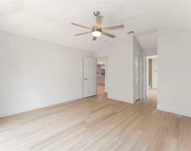 14147 Hillvale Drive - Photo Thumbnail 14