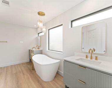 14147 Hillvale Drive - Photo Thumbnail 21