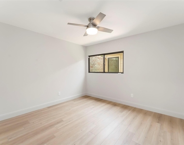 14147 Hillvale Drive - Photo Thumbnail 15